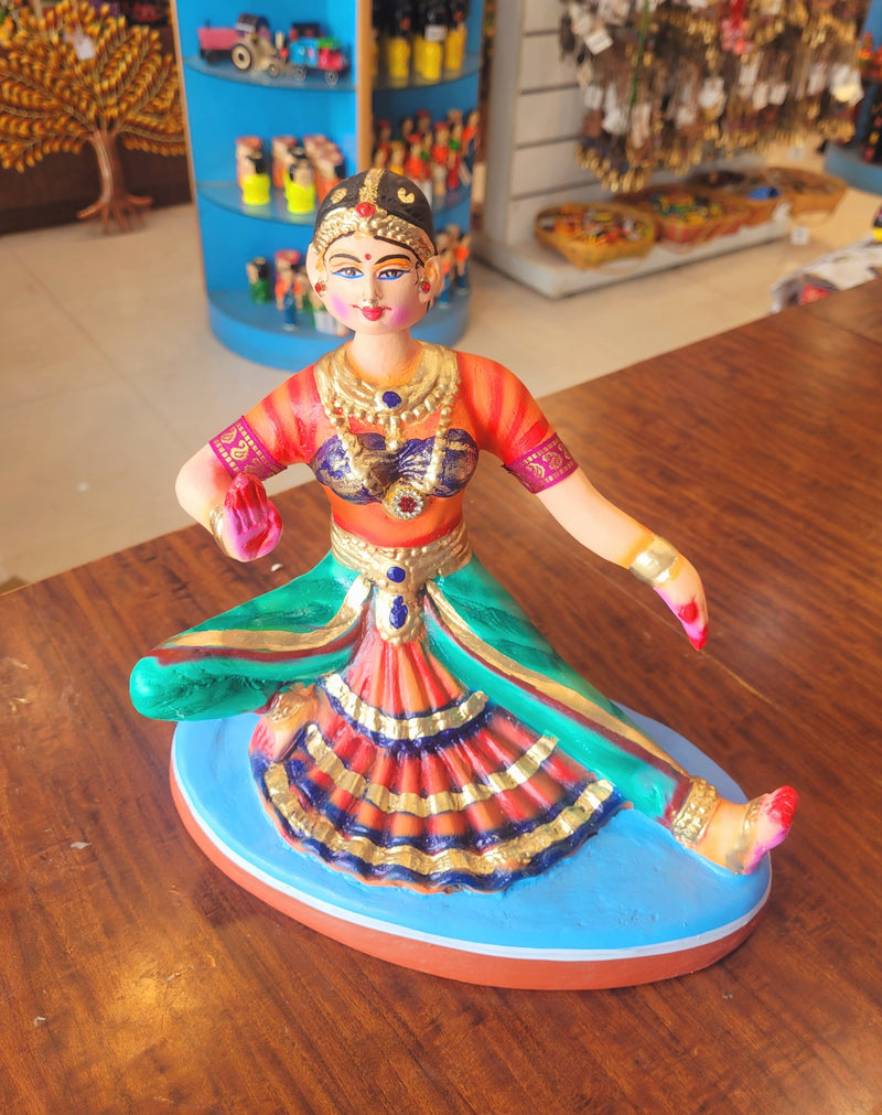 Bharathanatiyam doll dancing head Sitting ( Green, Orange ) Paper Mache 10 inch Handmade Thanjavur Thalayatti Bommai