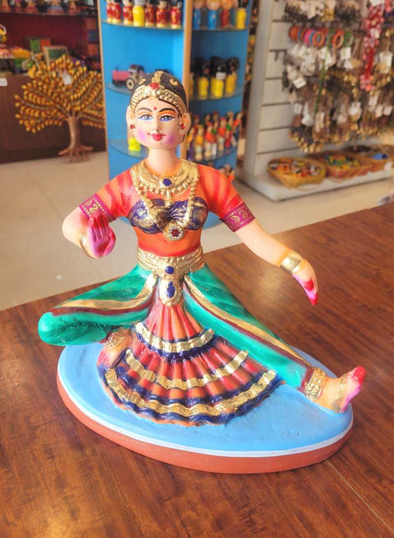 Bharathanatiyam doll dancing head Sitting ( Green, Orange ) Paper Mache 10 inch Handmade Thanjavur Thalayatti Bommai