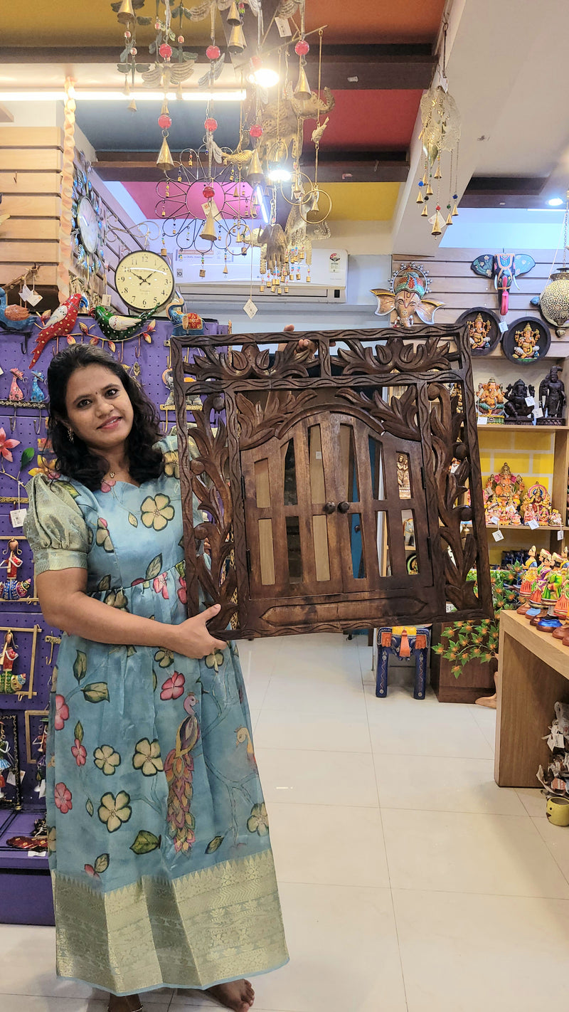 Jarokha Mango wood carving 2 feet x 2 feet traditional Rajasthani Brings a royal Rajasthani touch to interiors — perfect for entryways, living rooms, or pooja areas.