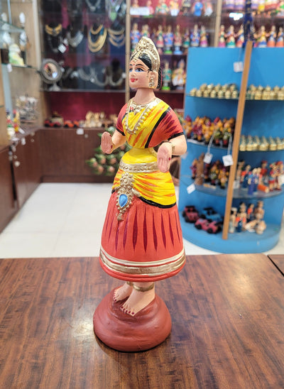 Tanjore dolls Thanjavur Thalayatti Bommai Star heart dancing Doll Paper Mache 11 inch H Red with Yellow & Red Handmade  golu dolls butta bomma (11H * 3L * 3W) inches