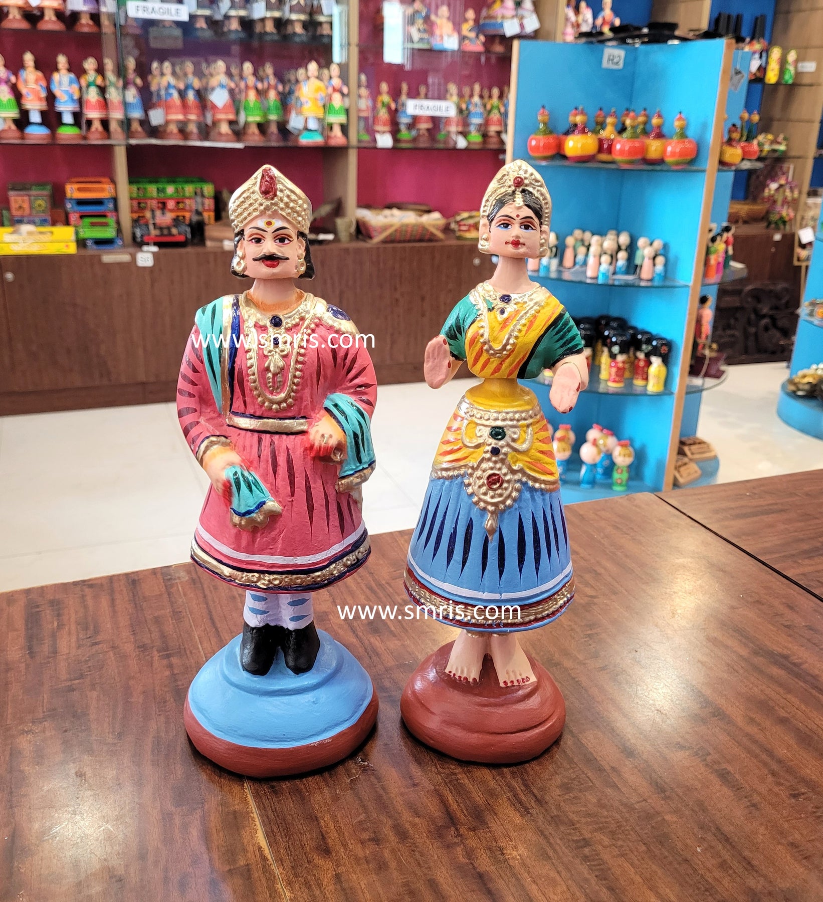 Panir Mistri Raja Raja Rani Pair Tanjore Dancing Dolls Thalayatti Thalayattu Bommai ...