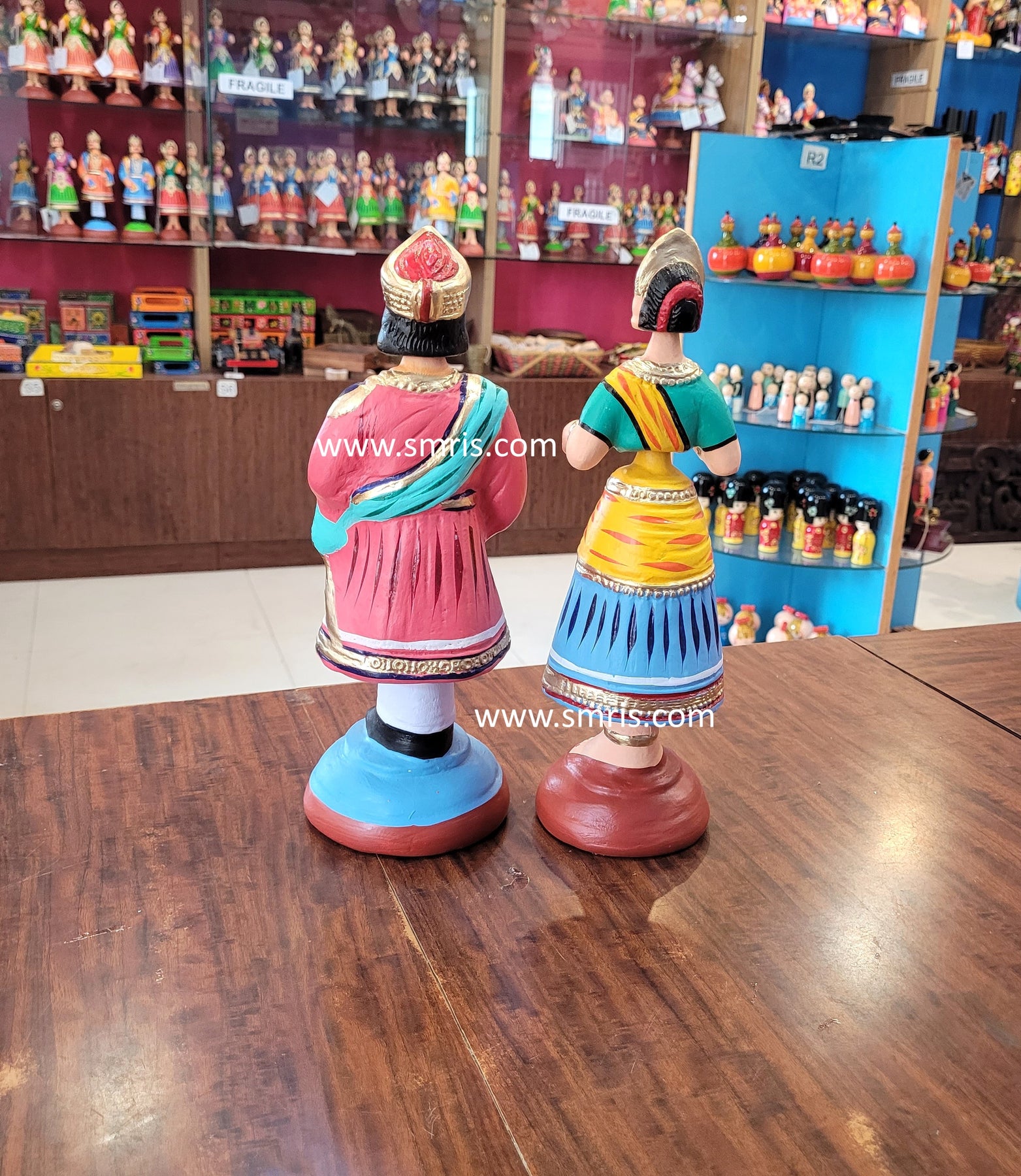 Panir Mistri Raja Raja Rani Pair Tanjore Dancing Dolls Thalayatti Thalayattu Bommai ...