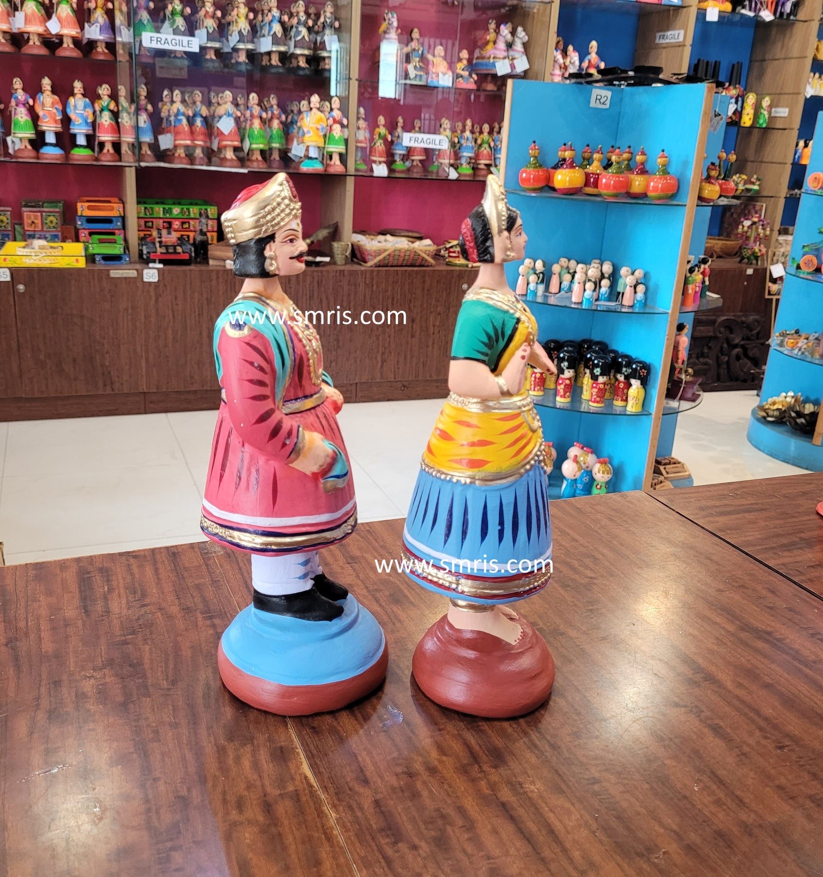 Panir Mistri Raja Raja Rani Pair Tanjore Dancing Dolls Thalayatti Thalayattu Bommai ...