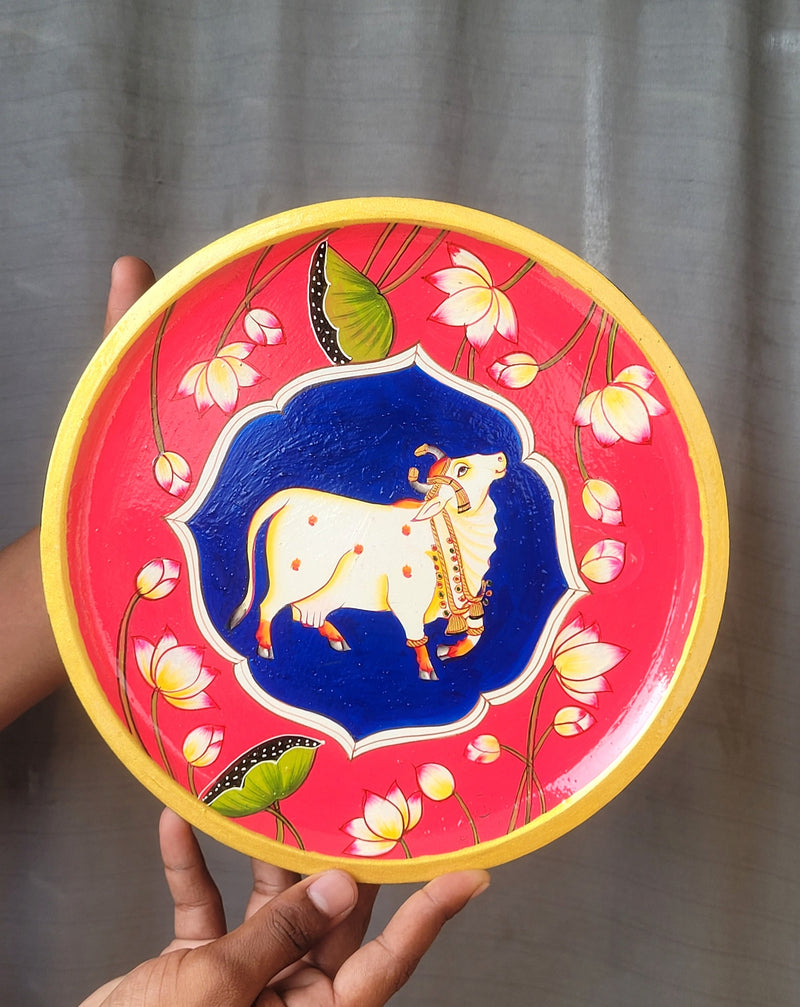 Wooden Pichwai Painting Wall Plate Hand Painted Cow 10 Inch Design 3 Solid Wood Indian Handicrafts (10H x 10L x 1W Inches)