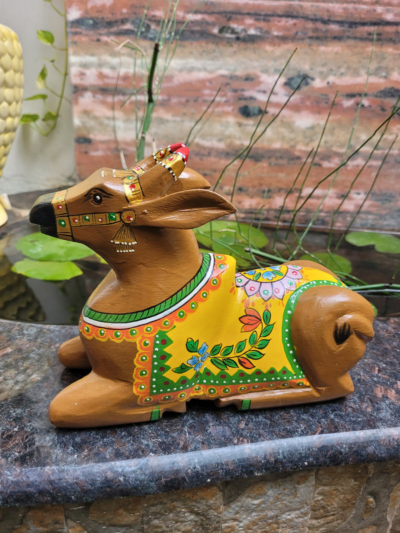 Nandi / Cow Wood Carving Statue Yellow Floral Painting Vastu Decor Pooja Room Decor Indian Handicrafts (7H * 9L * 3.5W Inches) (Copy)