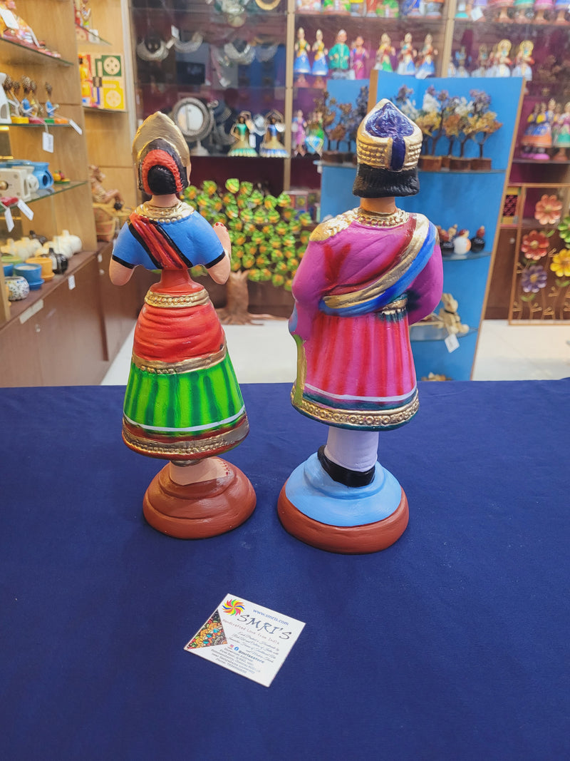 Thanjavur Dancing dolls Raja Rani dolls Thalayatti bommai bommalu bommarilu Tanjore dolls