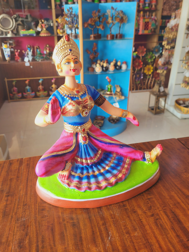 Bharathanatiyam doll dancing head Sitting ( Pink, Blue ) Paper Mache Handmade Thanjavur Thalayatti Bommai Tanjore Dancing Doll (10 H * 10 L * 6 W ) Inches