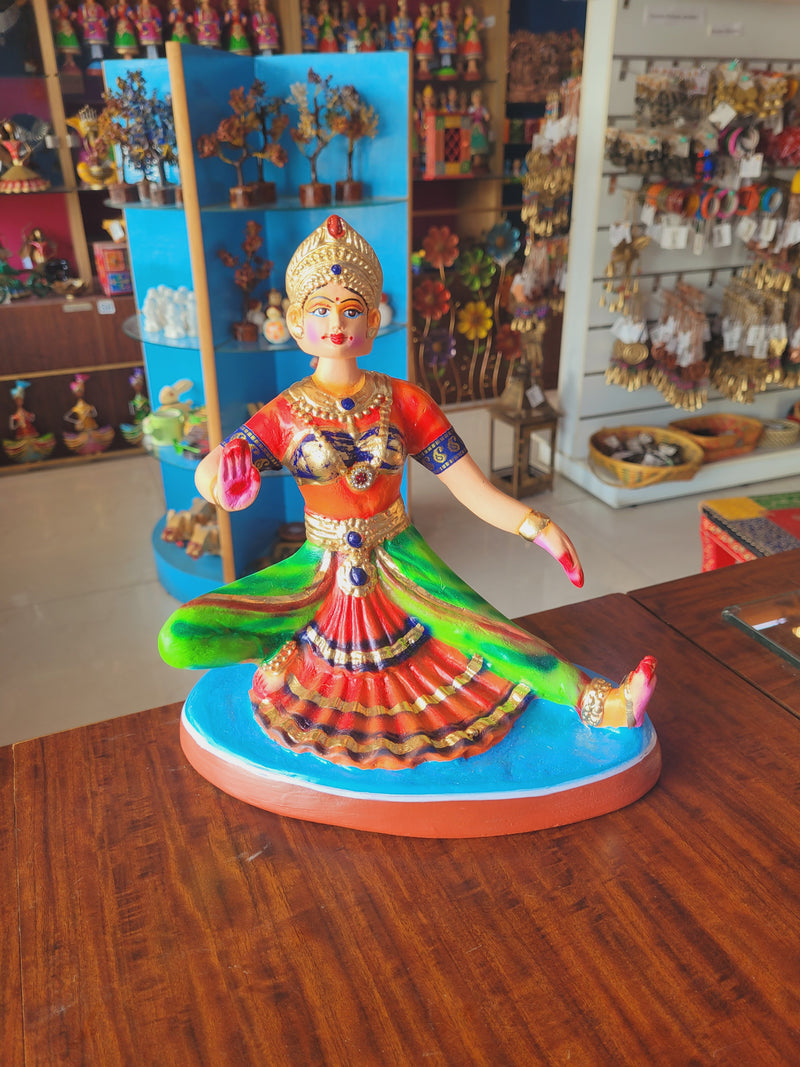 Bharathanatiyam doll dancing head Sitting ( Green, Orange ) Paper Mache 10 inch Handmade Thanjavur Thalayatti Bommai