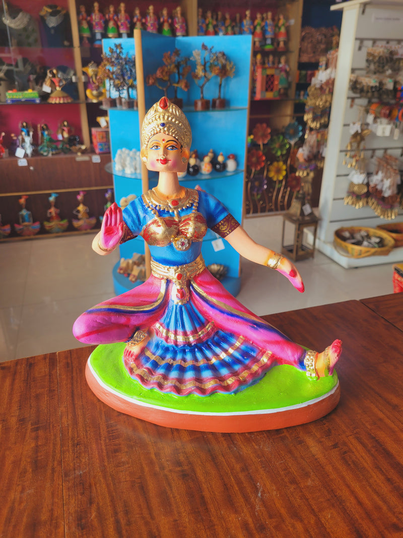 Bharathanatiyam doll dancing head Sitting ( Pink, Blue ) Paper Mache Handmade Thanjavur Thalayatti Bommai Tanjore Dancing Doll (10 H * 10 L * 6 W ) Inches