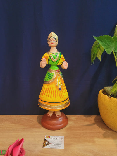 Tanjore dolls Thanjavur Thalayatti Bommai  Heart Dancing Doll Paper Mache 12 inch Green with Yellow Handmade golu dolls butta bomma (11.5H * 3.5L * 3.5W) inches