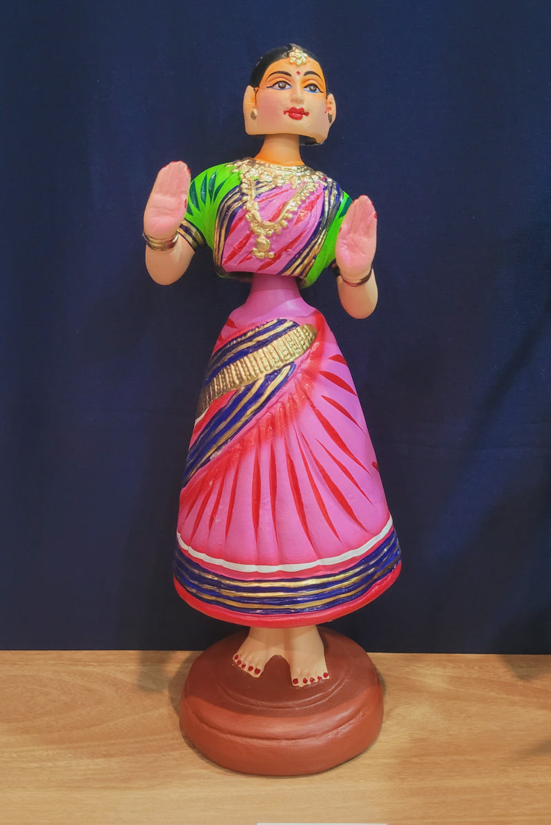 Tanjore dolls Thanjavur Thalayatti Bommai Traditional Dancing Doll