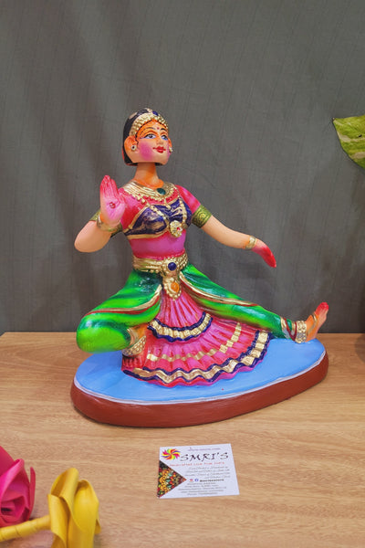 Bharathanatiyam doll dancing head Sitting ( Green, Pink ) Paper Mache Handmade Thanjavur Thalayatti Bommai Tanjore Dancing Doll (10 H * 10 L * 6 W ) Inches