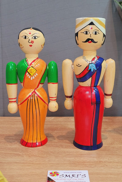 White Wood Carving Couple Doll Raja with Rani