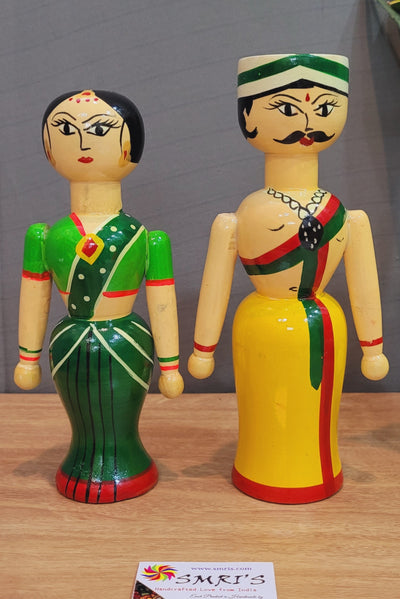 White Wood Carving Couple Doll Raja with Rani