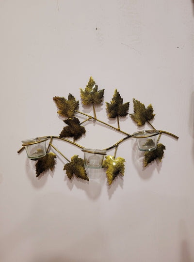 Maple leaf Gold antique T light holder 