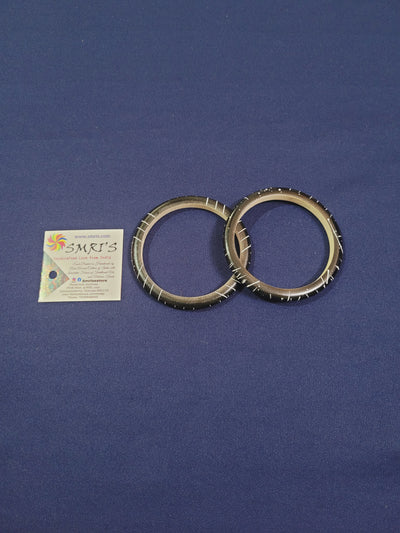 Wooden Bangles Black (2.2)